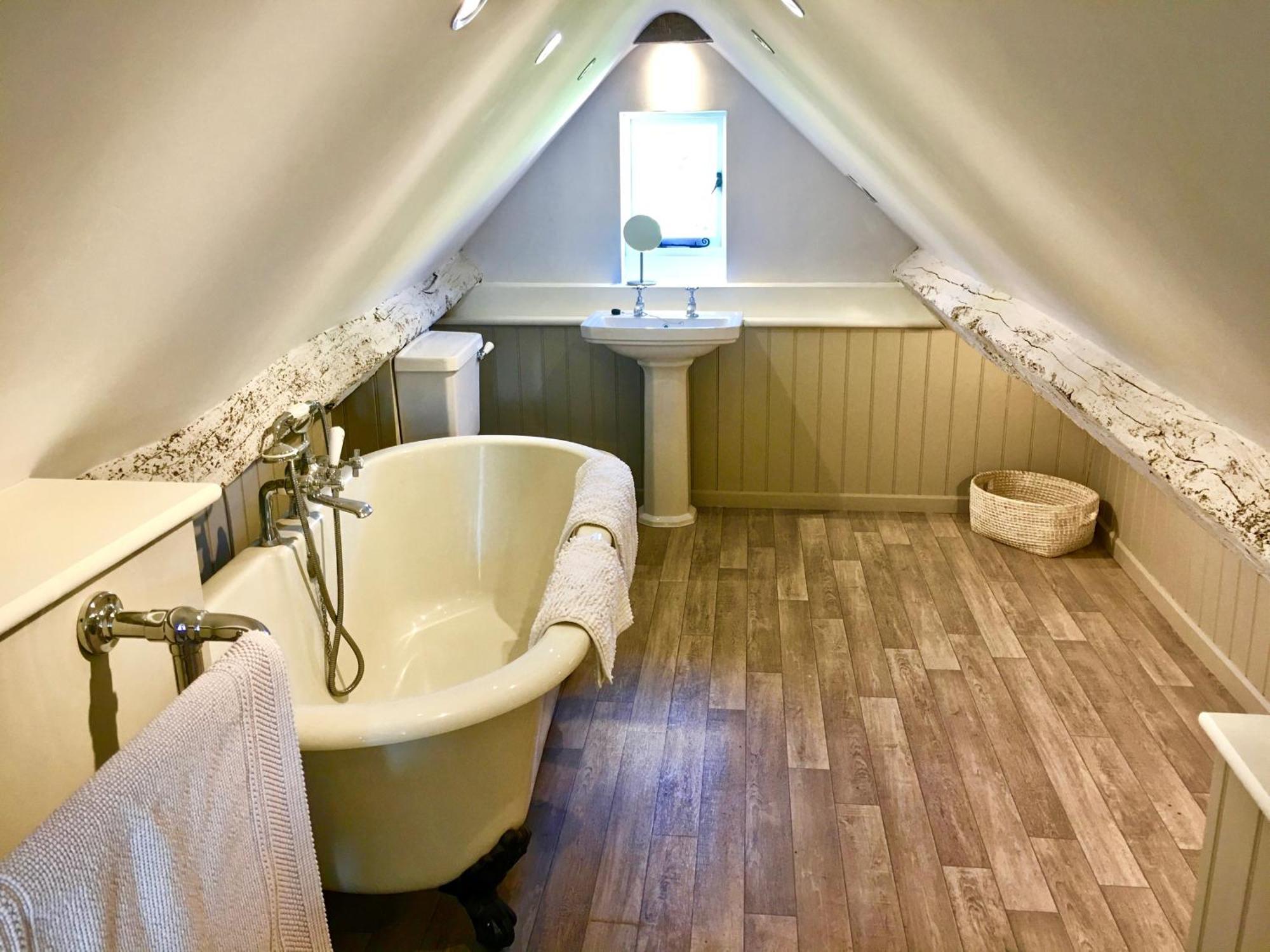 Luxury 2 Bed Apartment With Free Parking Ludlow Exterior foto