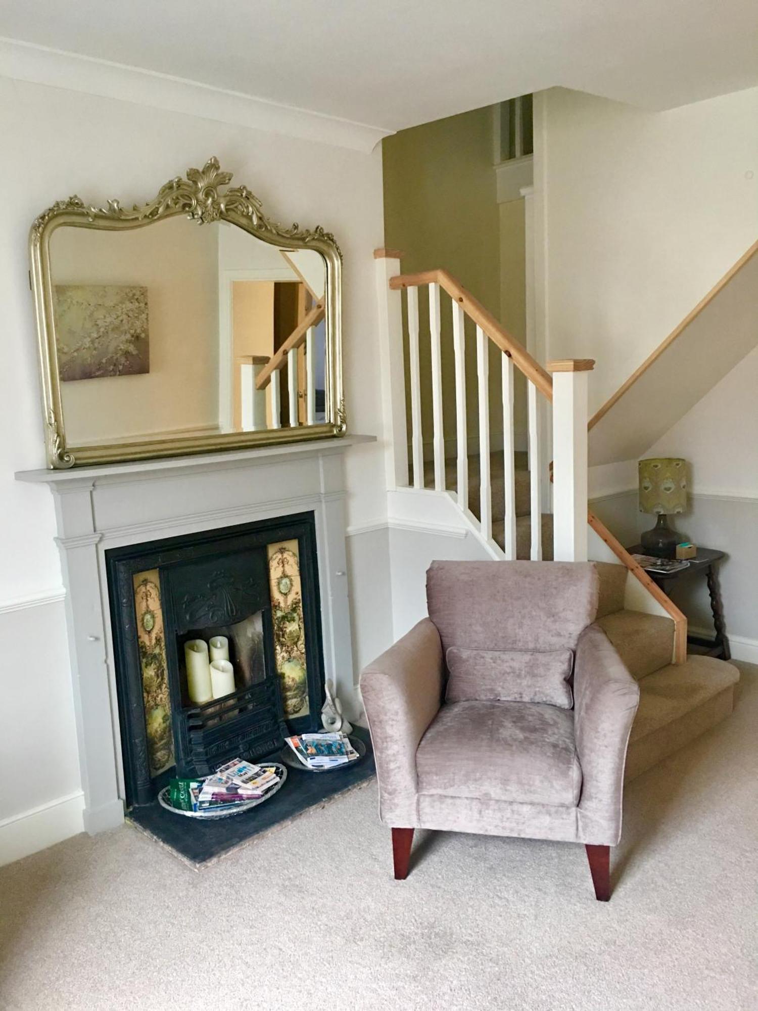 Luxury 2 Bed Apartment With Free Parking Ludlow Exterior foto